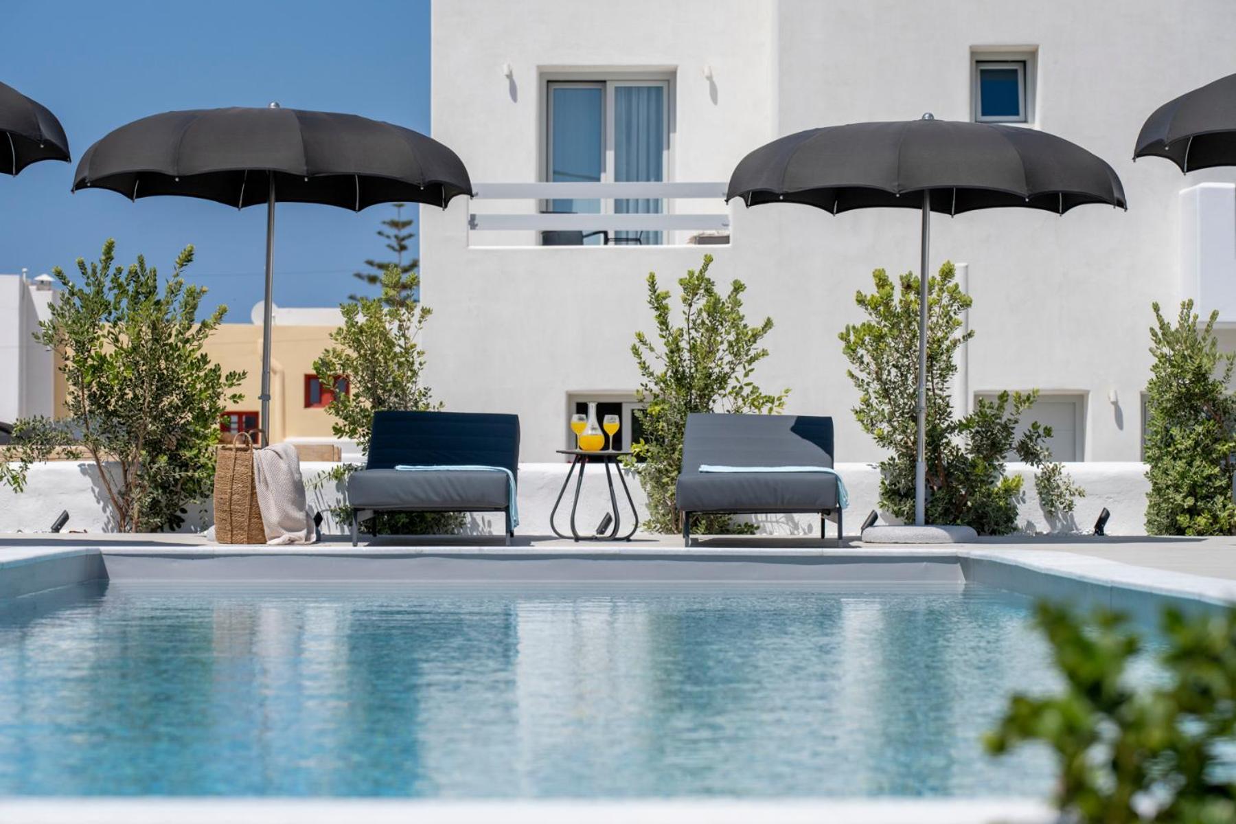 Quartano Suites By Heliessa, Adults Only Науса Екстериор снимка