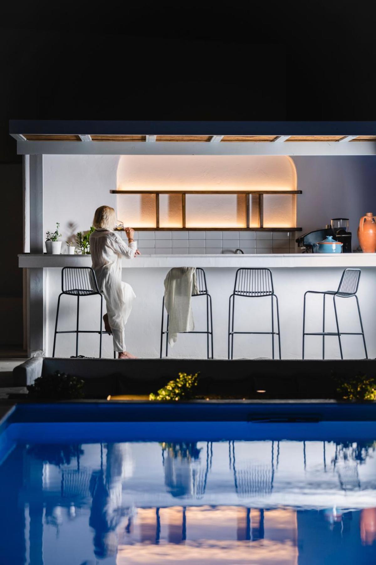 Quartano Suites By Heliessa, Adults Only Науса Екстериор снимка
